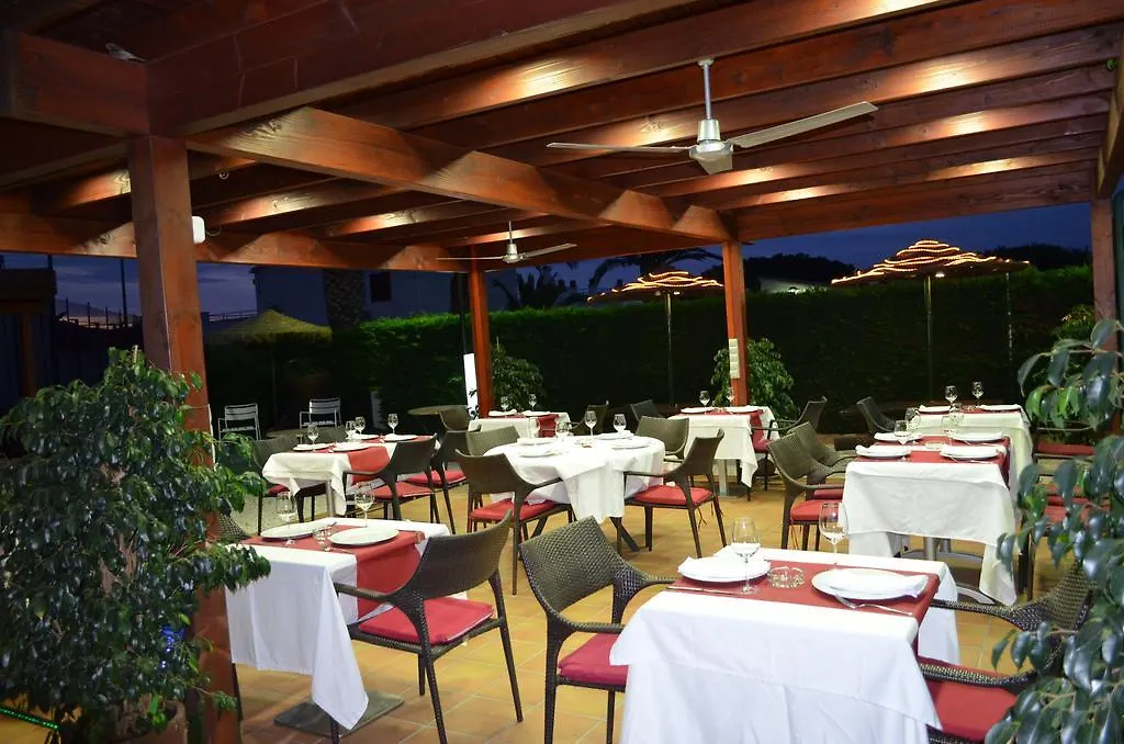 Holiday home Complejo Les Palmiers Villa Llanca Spain